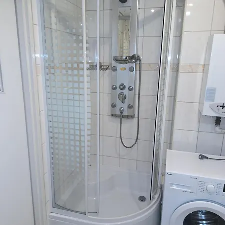 Apartment Samodzielne Mieszkanie *